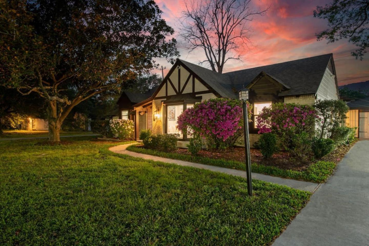 Western Oaks Retreat Χιούστον Εξωτερικό φωτογραφία
